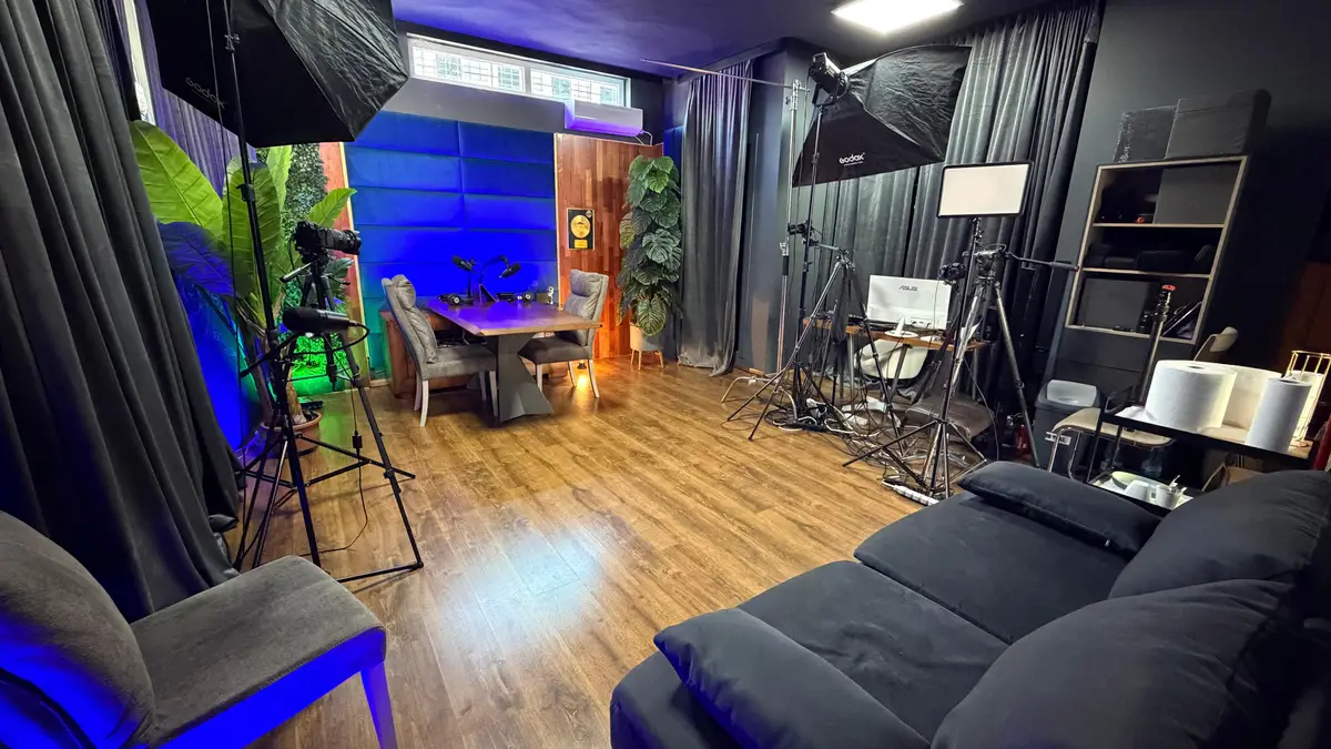 Context Podcast Studio – studio