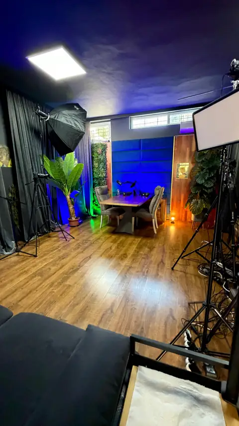 Context Podcast Studio București – studio de podcast, Iancului 128